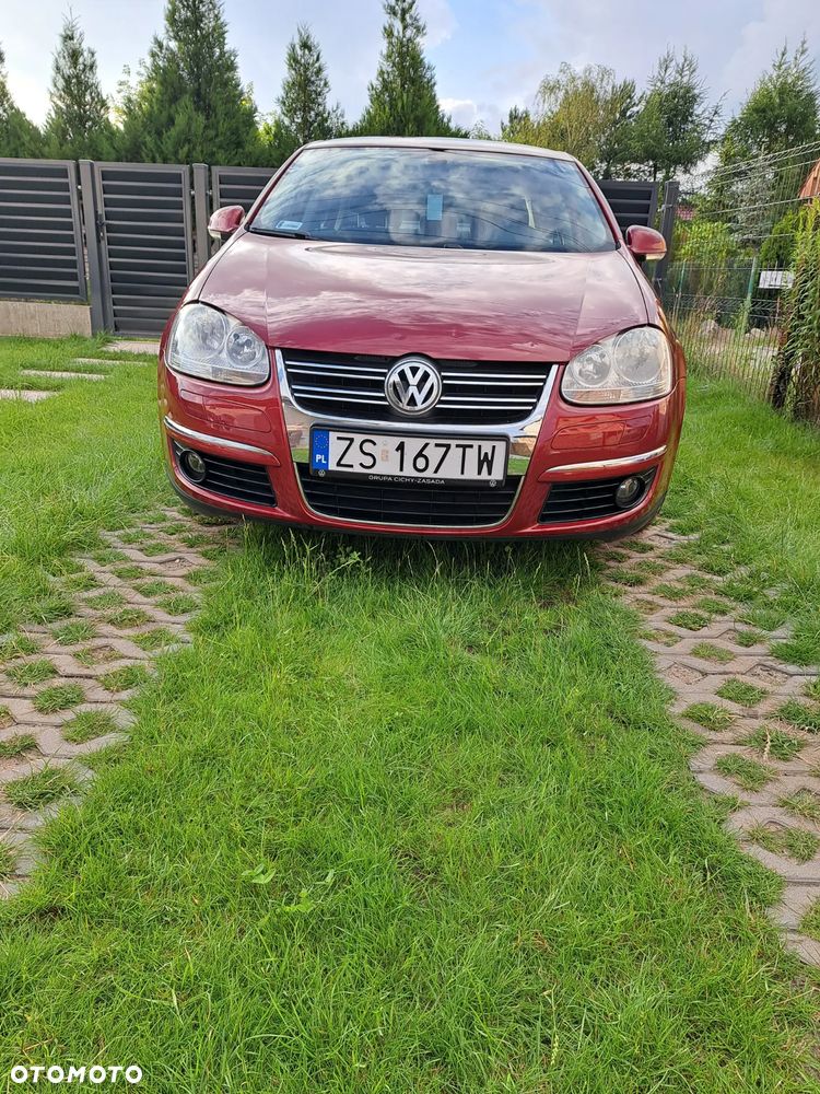 Volkswagen Jetta 1.9 TDI Comfortline - 3
