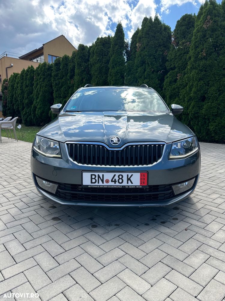 Skoda Octavia 2.0 TDI Premium Edition - 1