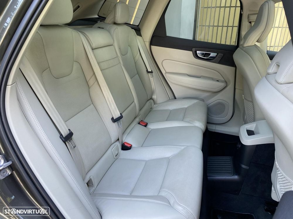 Volvo XC 60 2.0 T8 PHEV Inscription AWD - 12