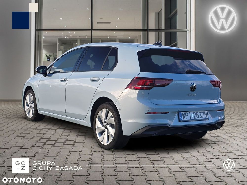 Volkswagen Golf - 4