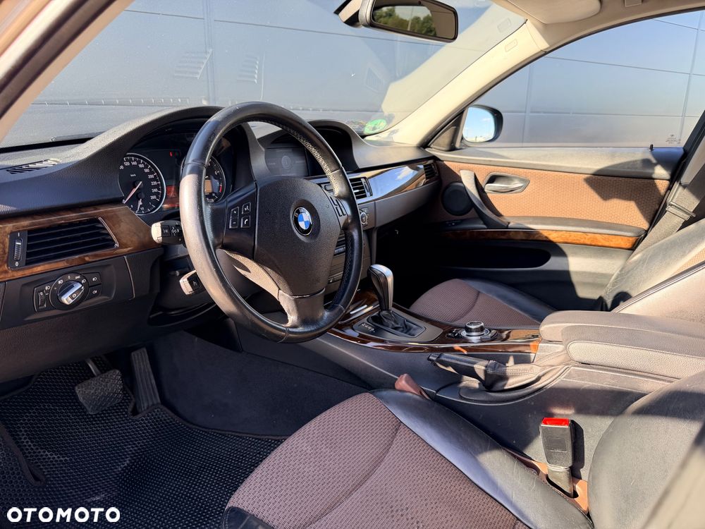 BMW Seria 3 - 12