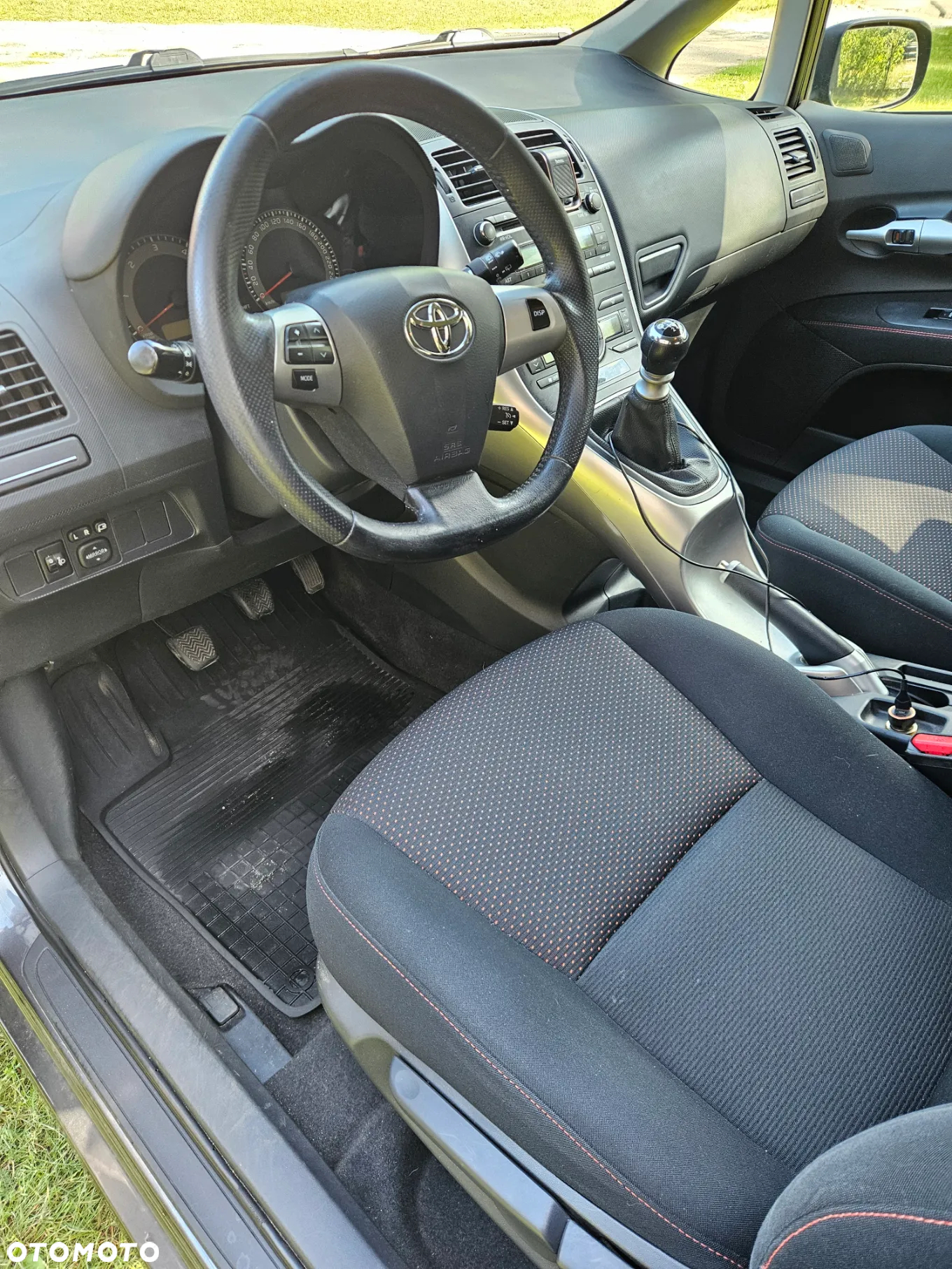 Toyota Auris 2.0 D-4D - 3