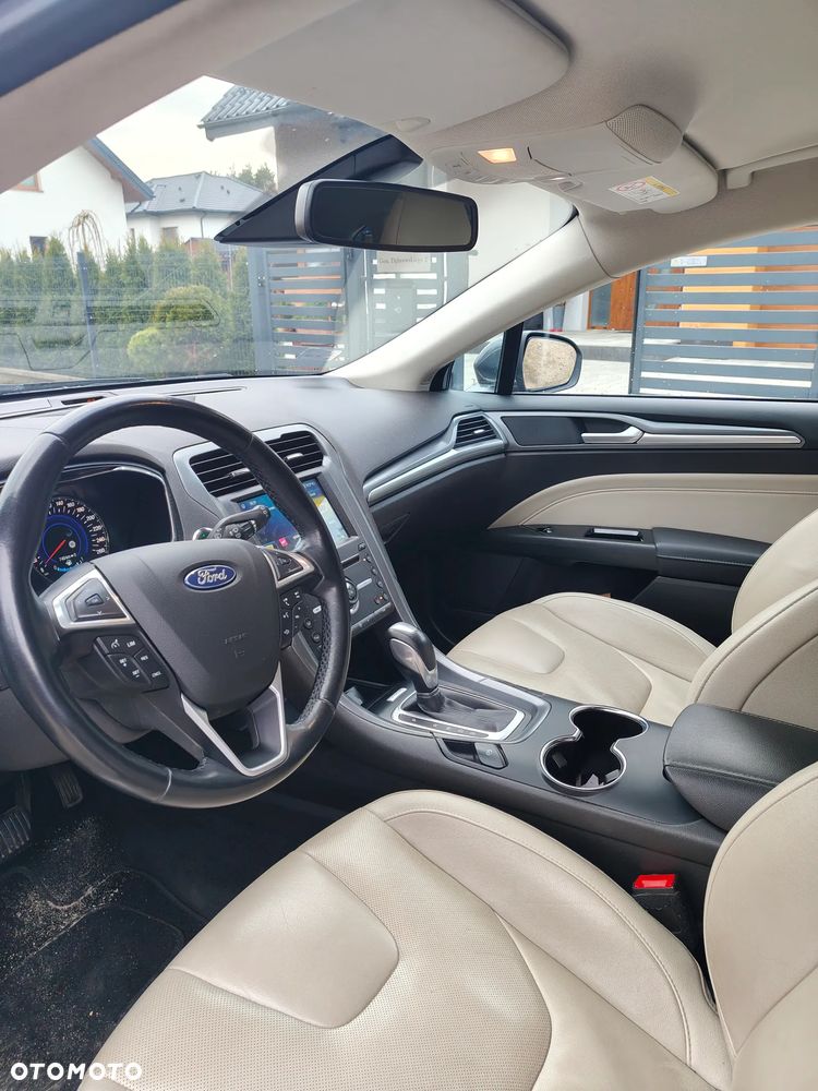 Ford Mondeo 2.0 TDCi Bi-Turbo Titanium PowerShift - 11