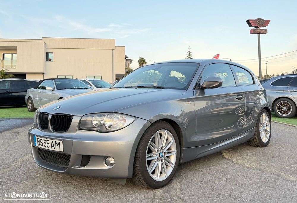 BMW 118 d Pack M - 11