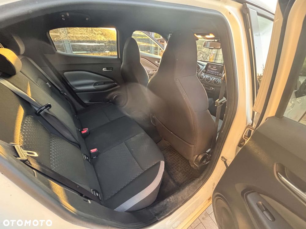 Nissan Juke 1.0 DIG-T N-Connecta DCT - 15