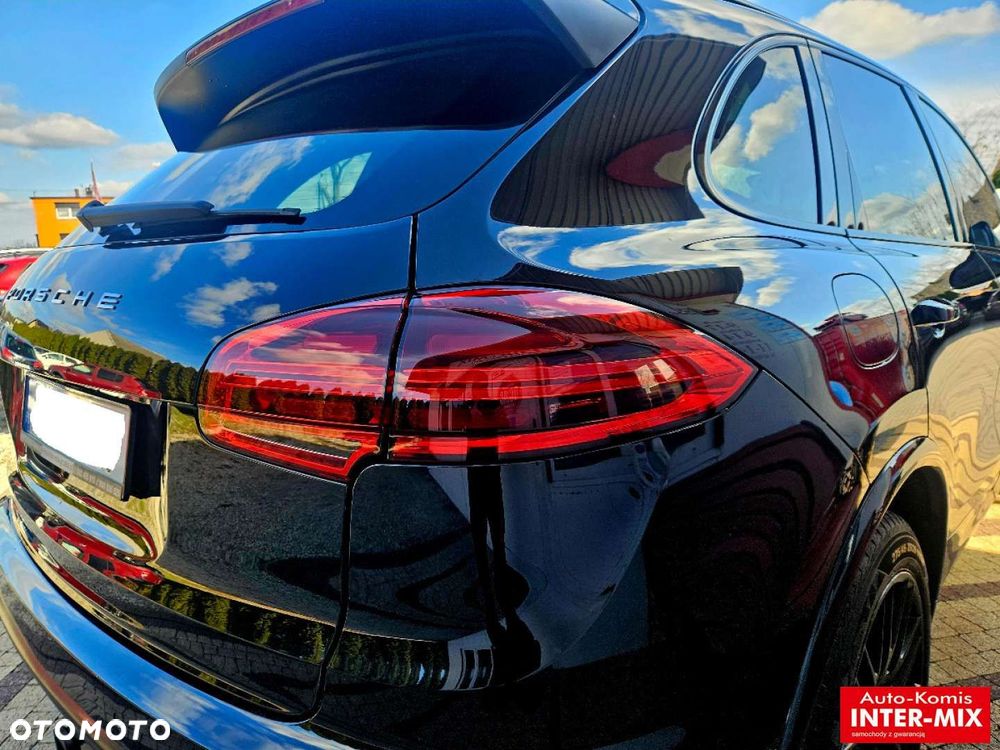 Porsche Cayenne - 40