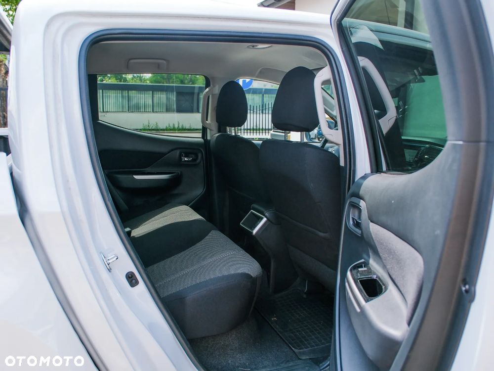 Mitsubishi L200 - 21