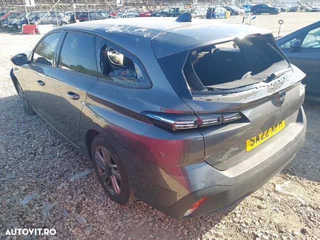 Dezmembrez Peugeot 308 - 4