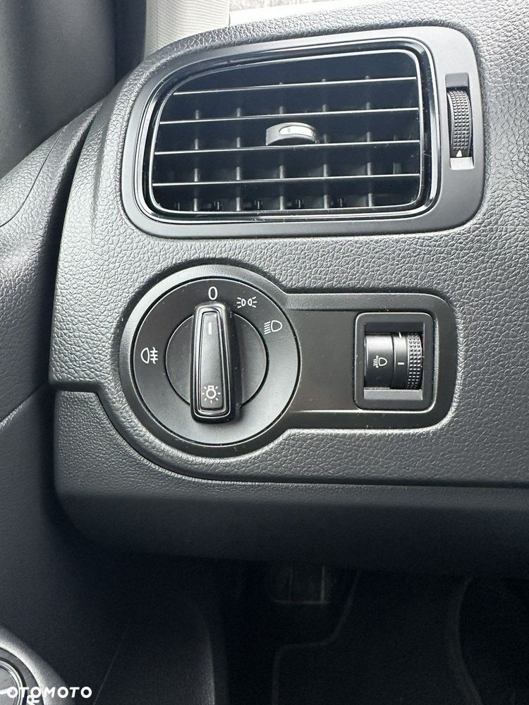 Volkswagen Polo - 25