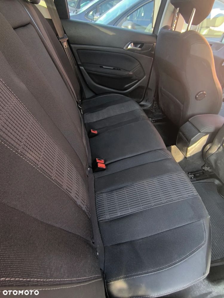 Peugeot 308 - 15