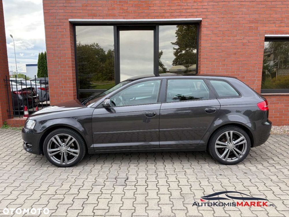Audi A3 Sportback 2.0 TDI DPF Ambiente S tronic - 20