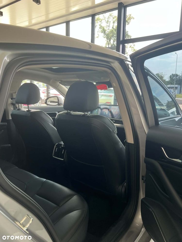 Bestune B70 2.0T Elegance - 5