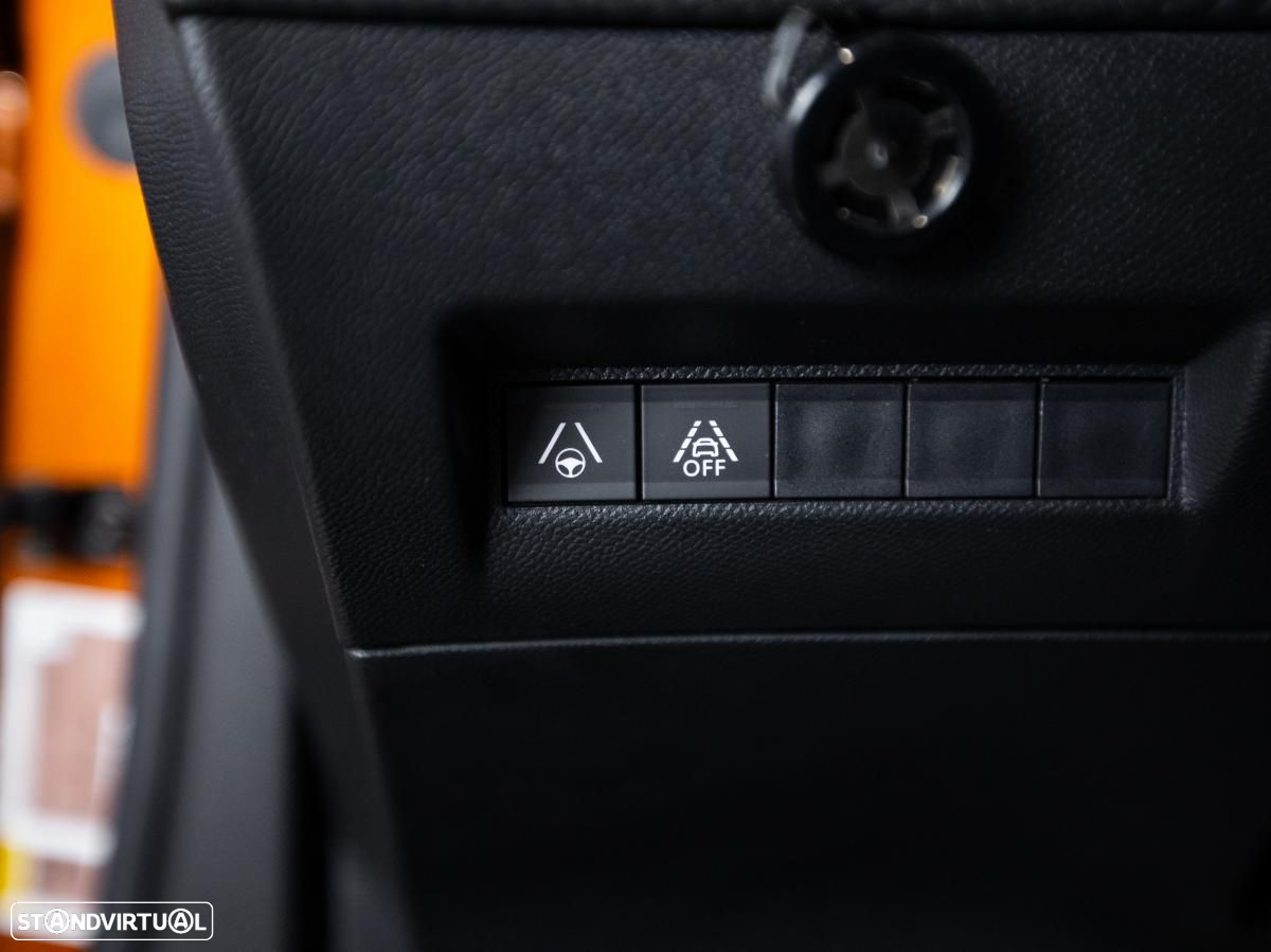 Peugeot e-2008 50 kWh GT - 15