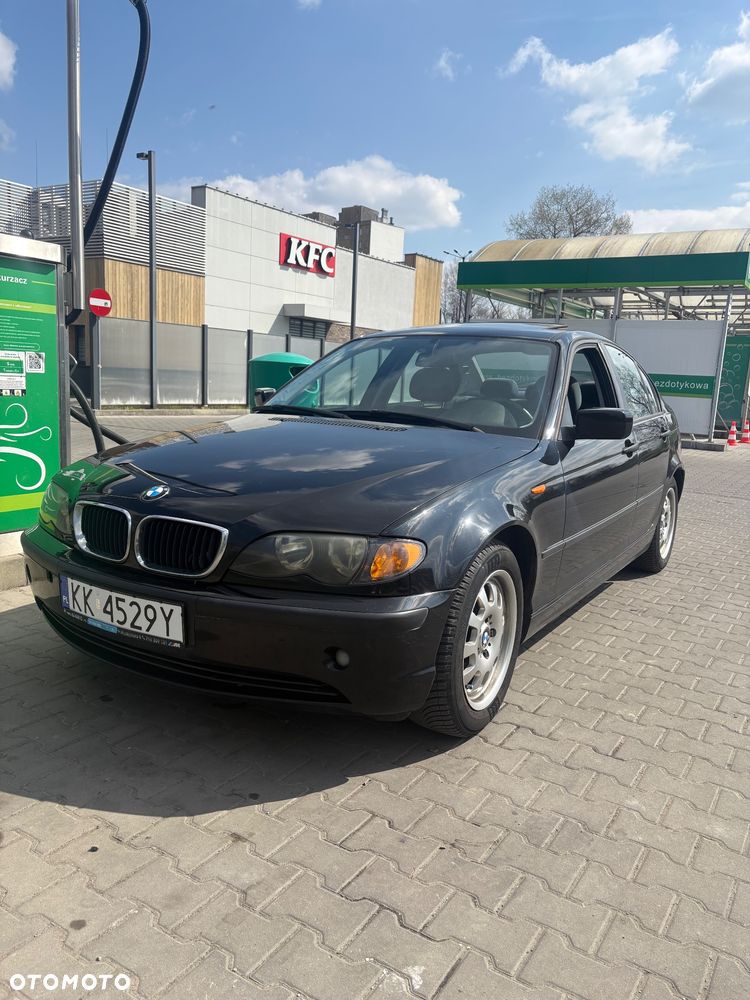 BMW Seria 3 318i - 1