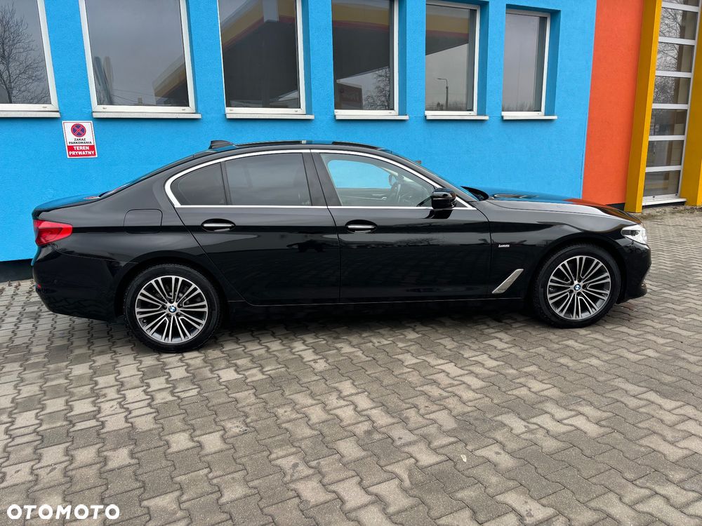 BMW Seria 5 520d xDrive Luxury Line sport - 7