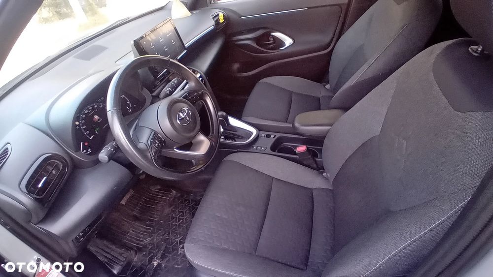 Toyota Yaris Cross - 32