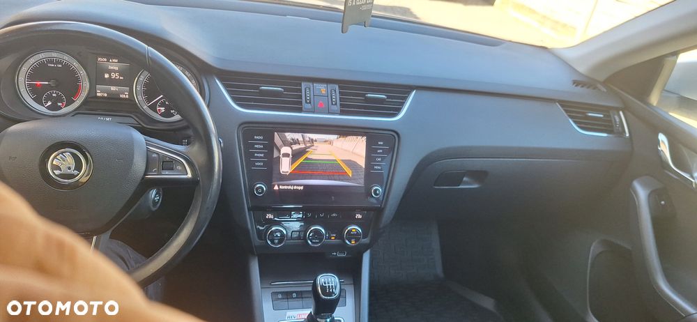 Skoda Octavia - 10
