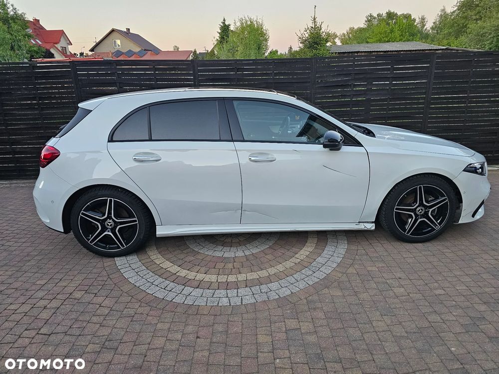 Mercedes-Benz Klasa A 200 AMG Line 7G-DCT - 3