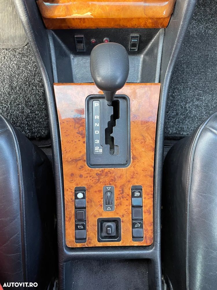 Mercedes-Benz W126 - 16