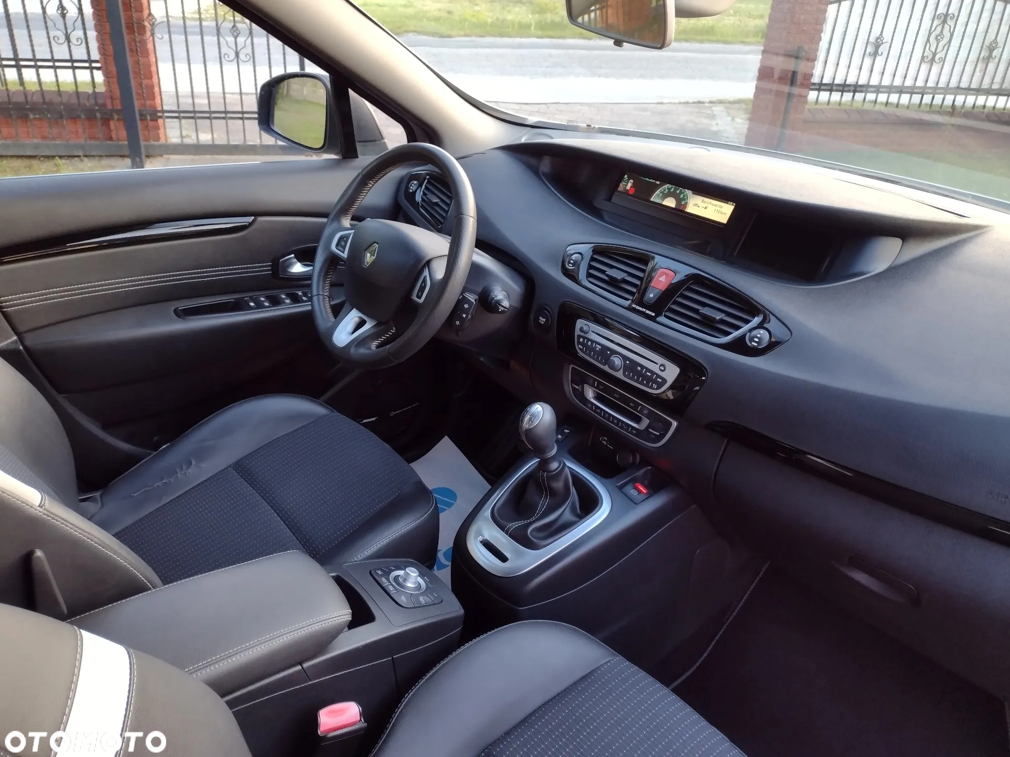 Renault Scenic 1.4 16V TCE Bose Edition - 23