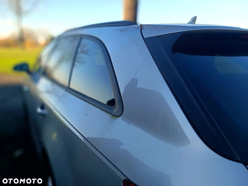 Audi A4 Avant 2.0 TDI DPF Ambition - 12