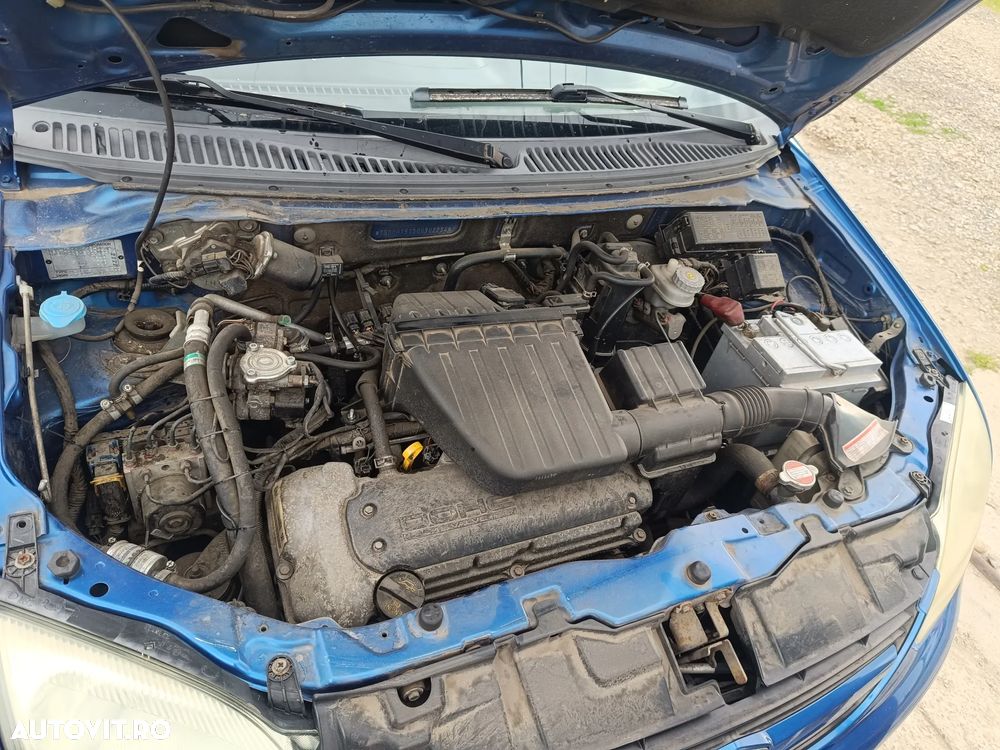 Dezmembrez suzuki ignis 1.3 4x2 și 1.5 benzina 4x4 fabricatie 2005 - 10