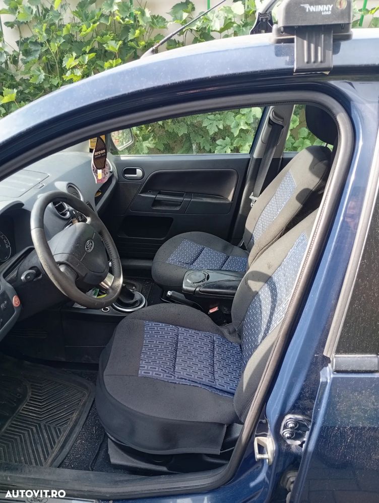 Ford Fusion 1.4 Ambiente - 6