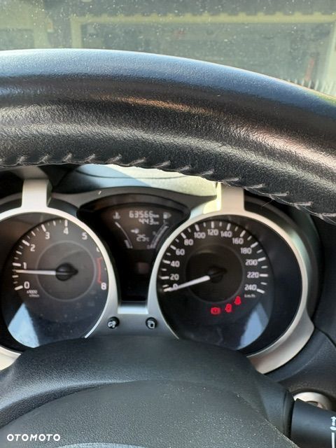 Nissan Juke 1.6 N-Connecta - 11