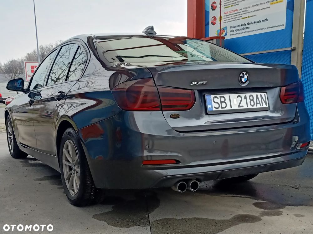 BMW Seria 3 320i xDrive Edition M Sport Shadow - 6