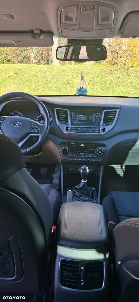 Hyundai Tucson 1.6 GDI BlueDrive Comfort 2WD - 11