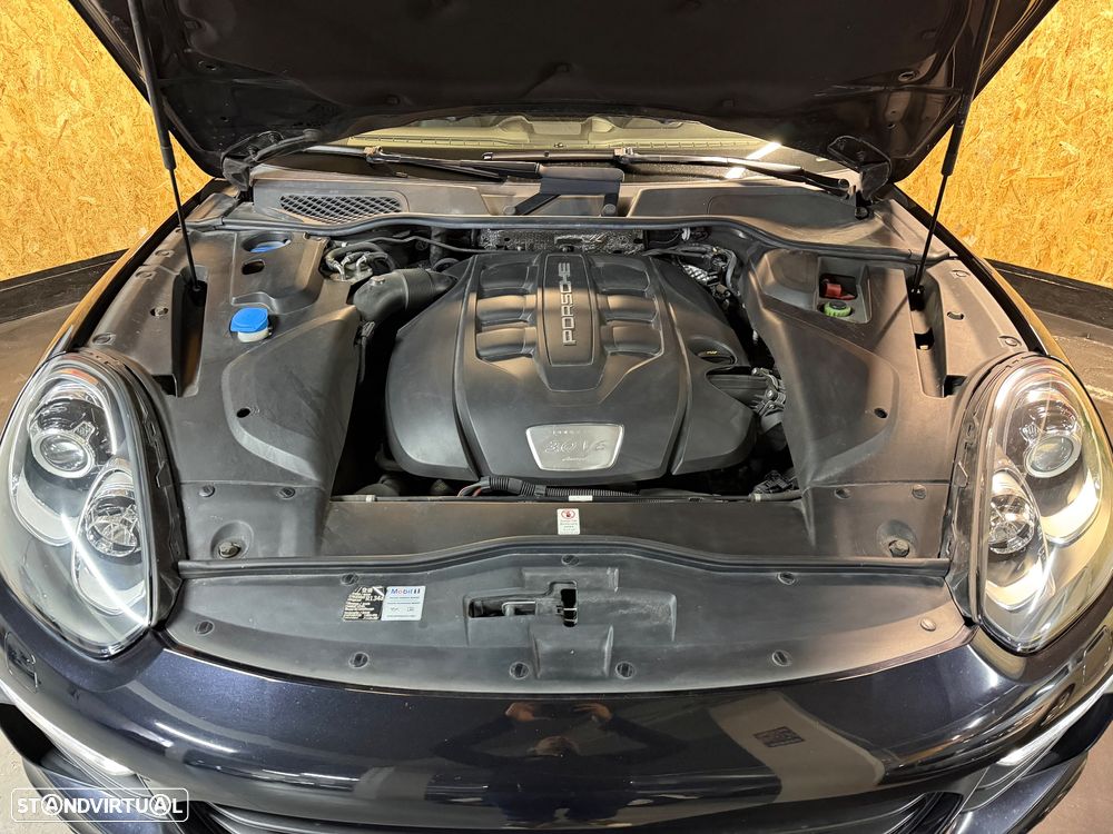 Porsche Cayenne 3.0 V6 - 42