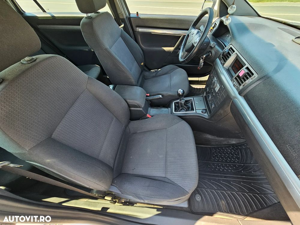 Opel Vectra 1.9 CDTI Essentia - 12