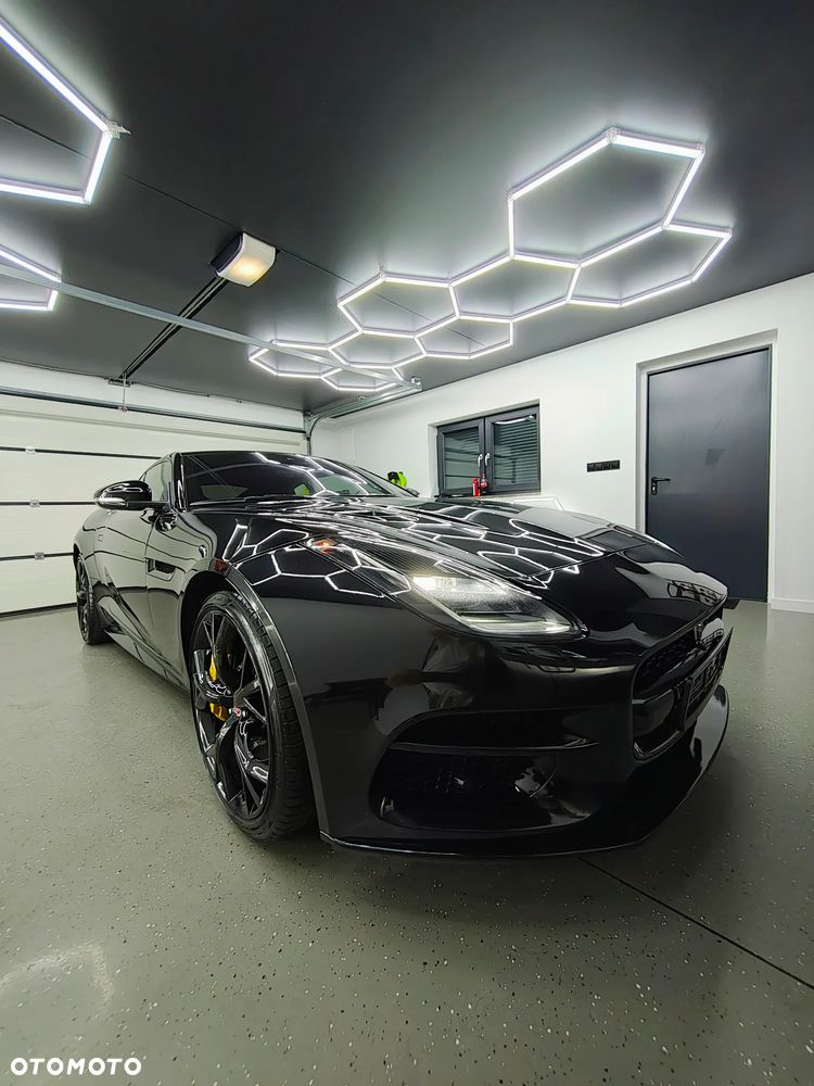 Jaguar F-Type R AWD - 9