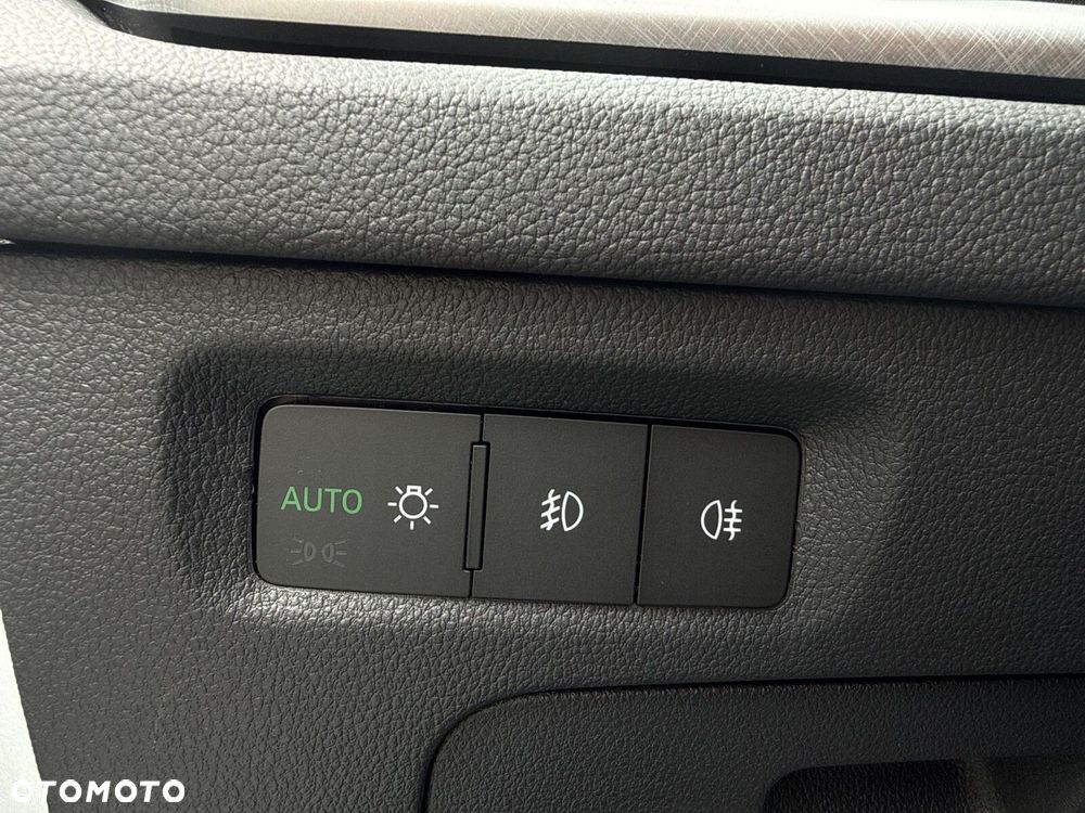 Skoda Octavia 2.0 TDI Ambition DSG - 12