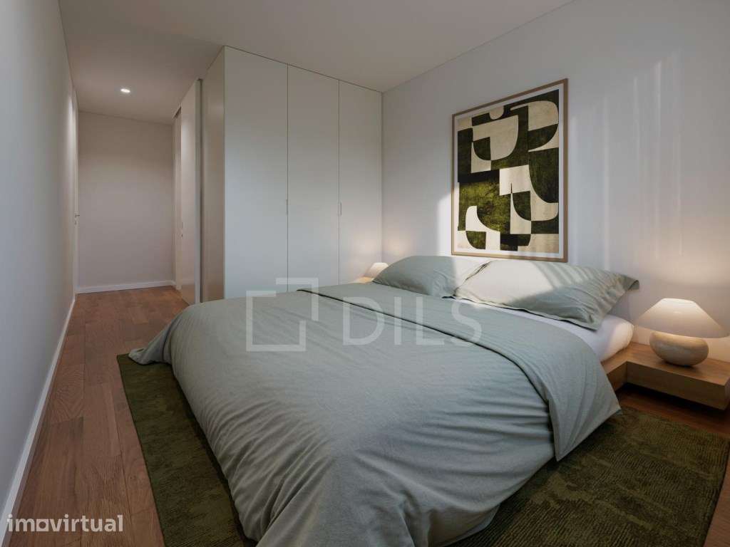 Apartamento T2 com 2 lugares de estacionamento no centro do Porto - Grande imagem: 4/84