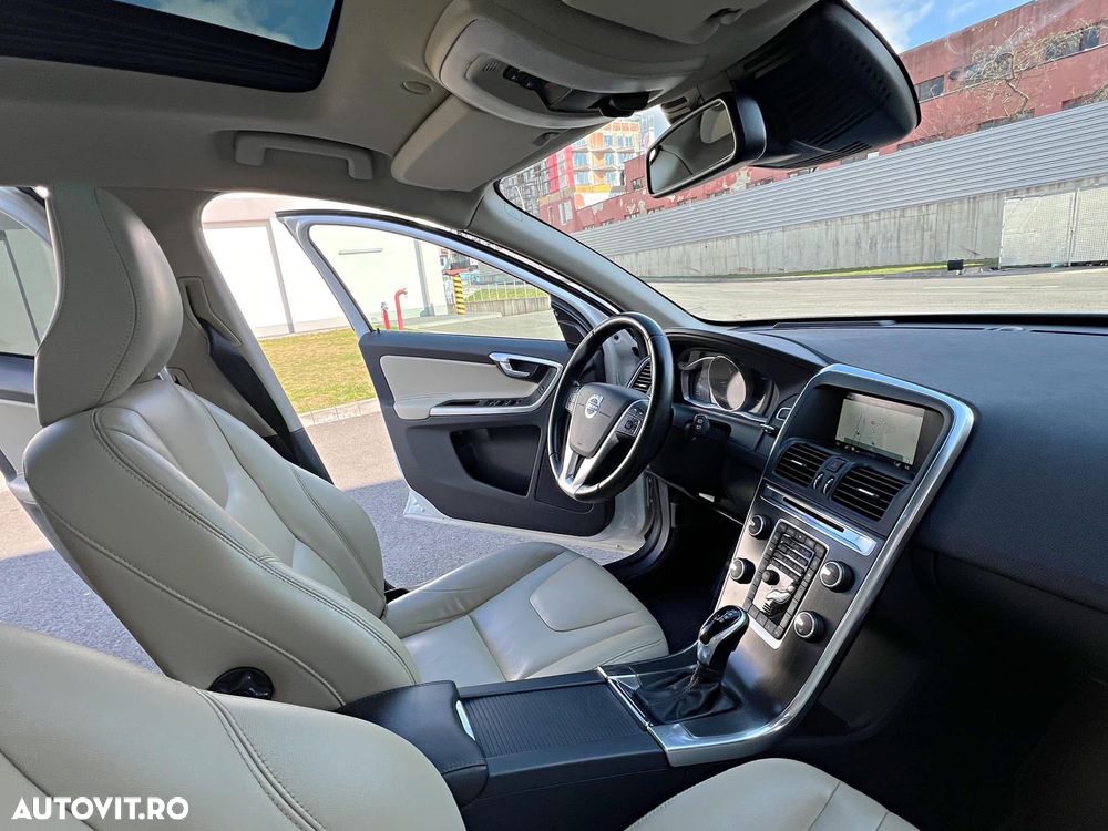 Volvo XC 60 D4 Geartronic Summum - 23