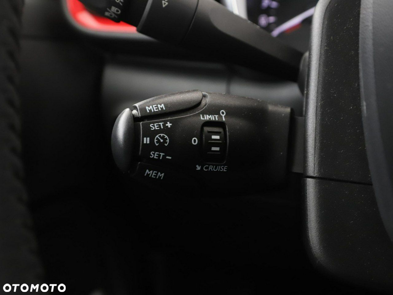 Citroën C3 1.2 PureTech Shine EAT6 - 33