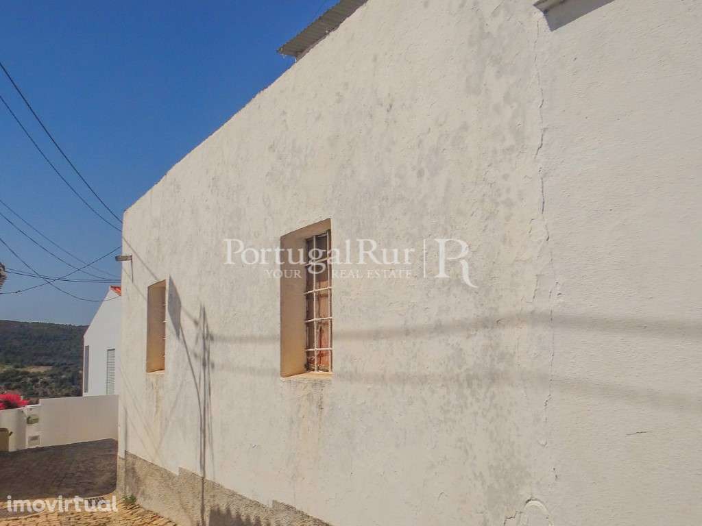 Casa Rústica para recuperar na Serra de São Mamede - Grande imagem: 4/30