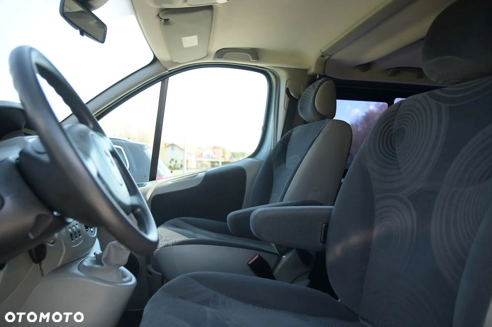 Renault Trafic Grand Passenger Pack Clim - 24