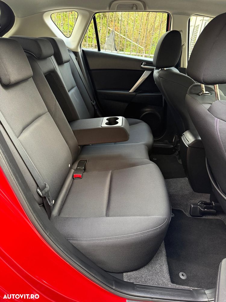 Mazda 3 1.6 MZR 90th Anniversary - 8