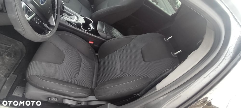 Ford Mondeo 2.0 TDCi STart-Stopp PowerShift-Aut Titanium - 24