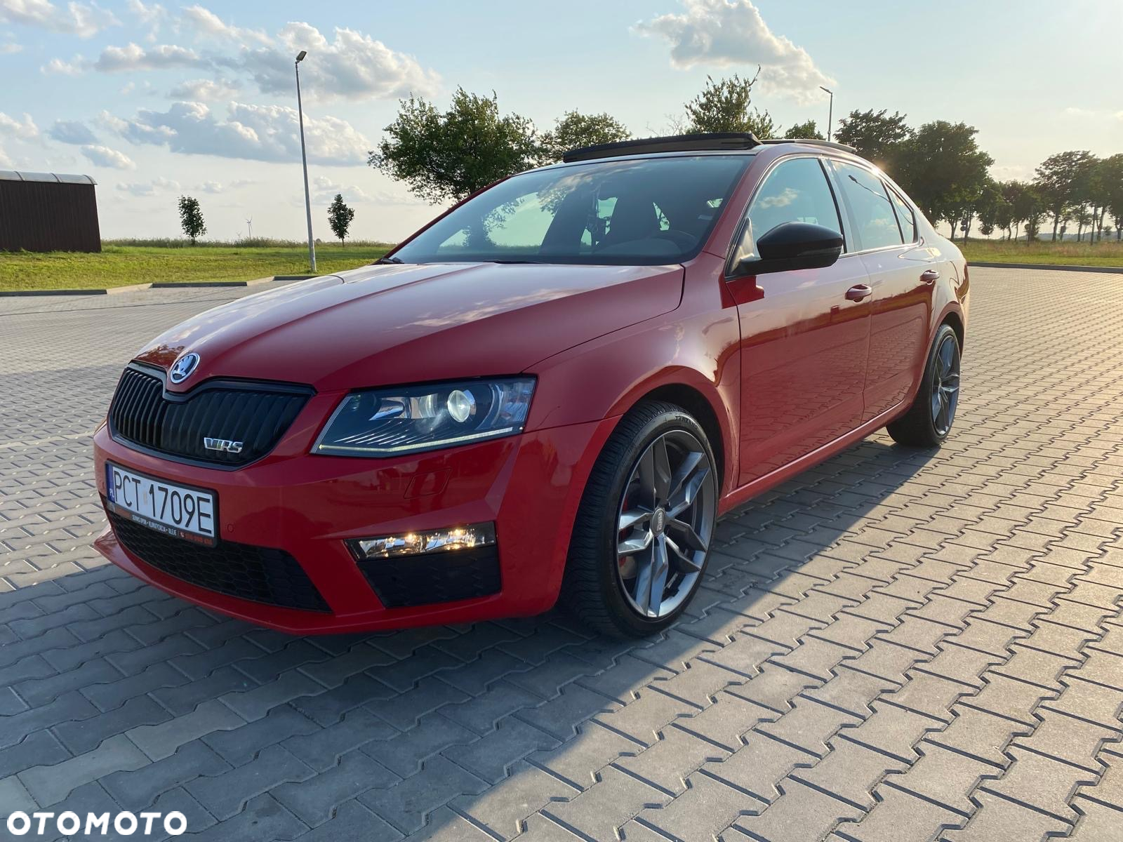 Skoda Octavia 2.0 TSI RS - 2