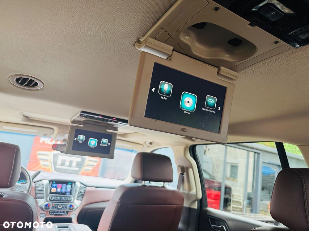 Chevrolet Suburban - 13