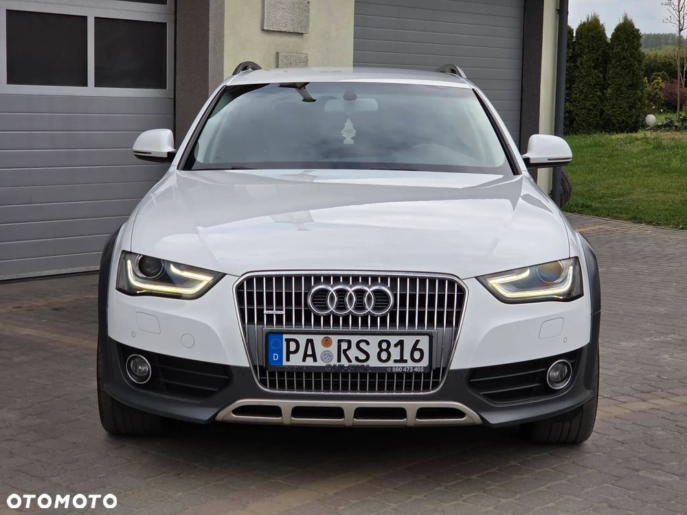 Audi A4 Allroad 2.0 TDI DPF S tronic - 4