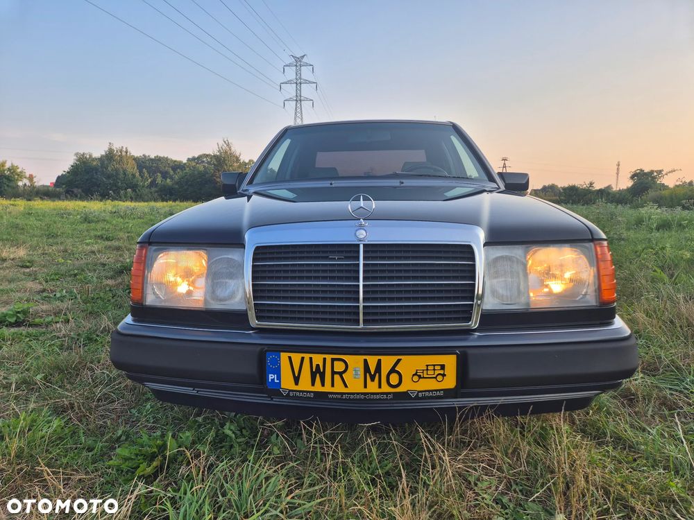 Mercedes-Benz W124 (1984-1993) - 14