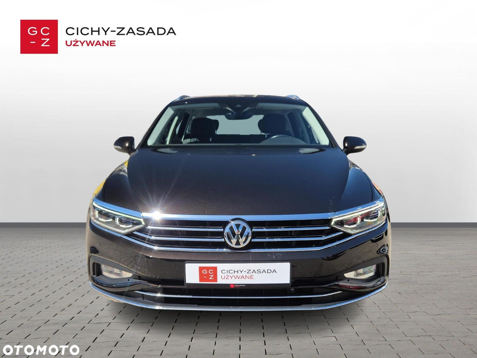 Volkswagen Passat 2.0 TSI Elegance DSG - 8