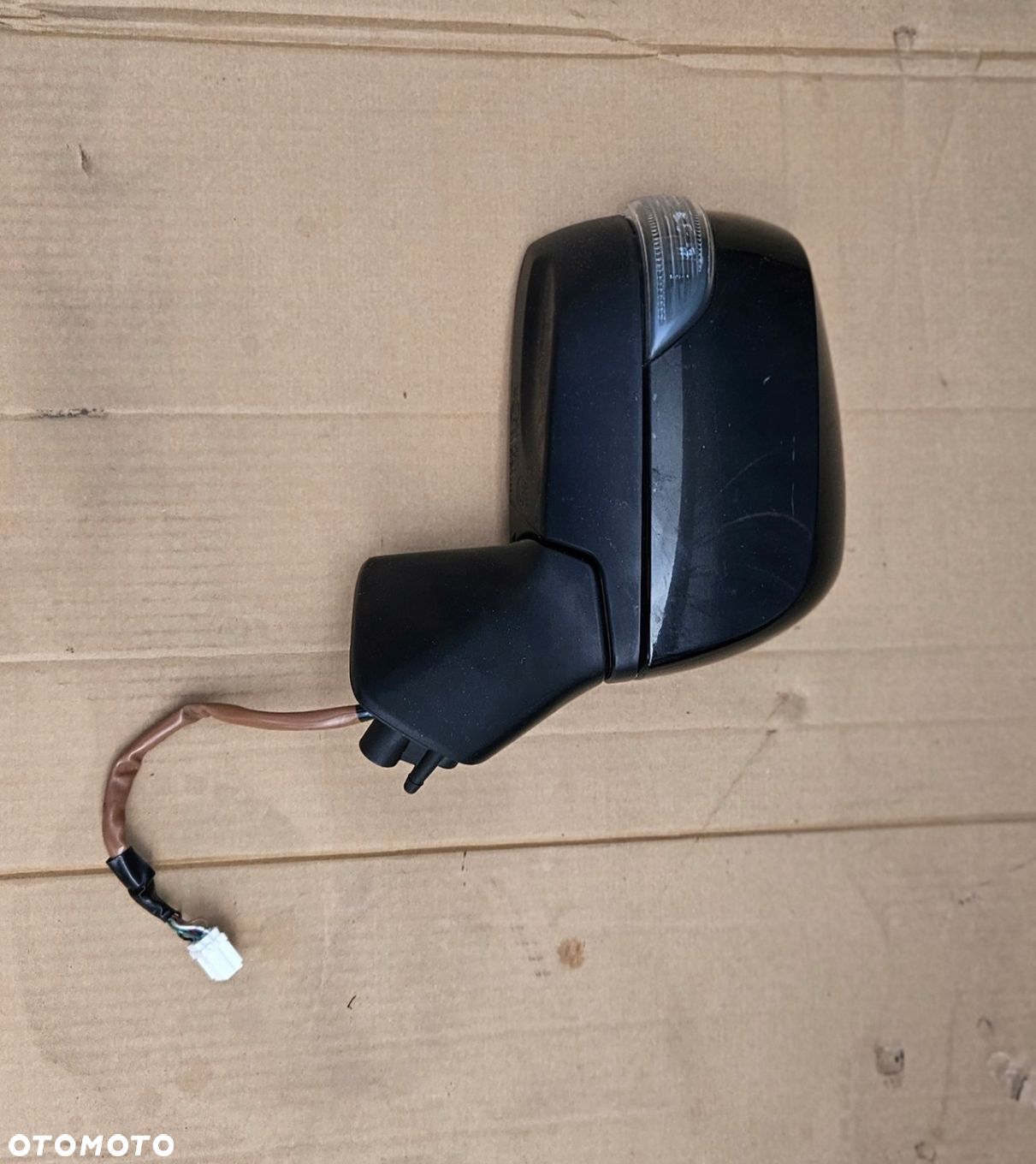LUSTERKO PRAWE 9 PIN D4S SUBARU OUTBACK MODEL 2015-2020 - 1