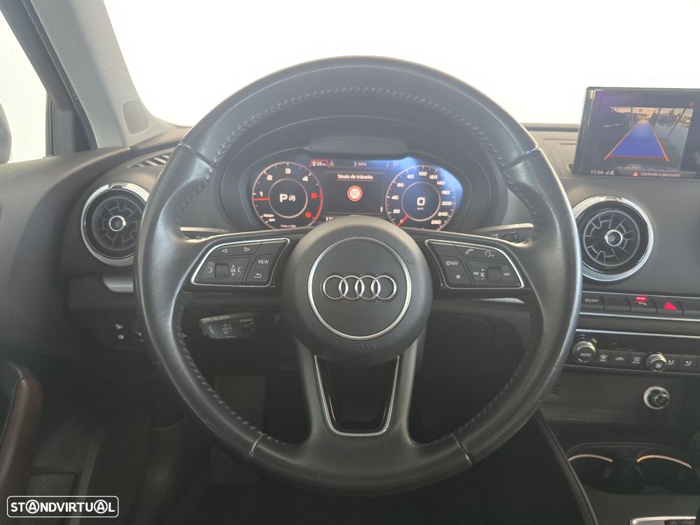 Audi A3 Sportback 1.6 TDI Sport S tronic - 8
