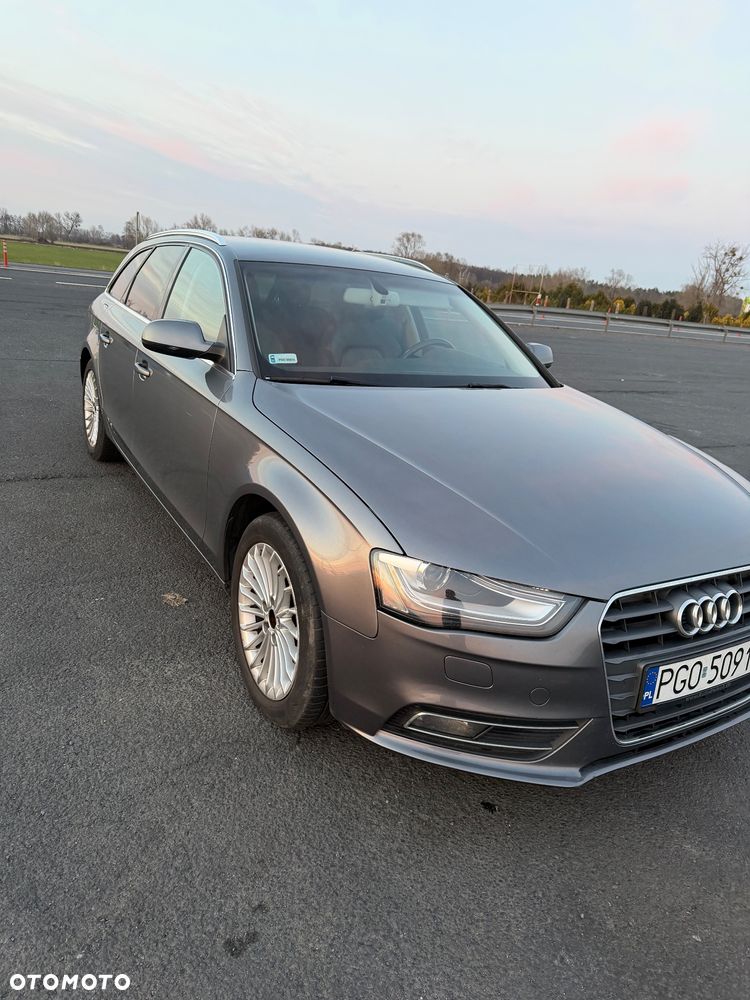Audi A4 Avant - 10