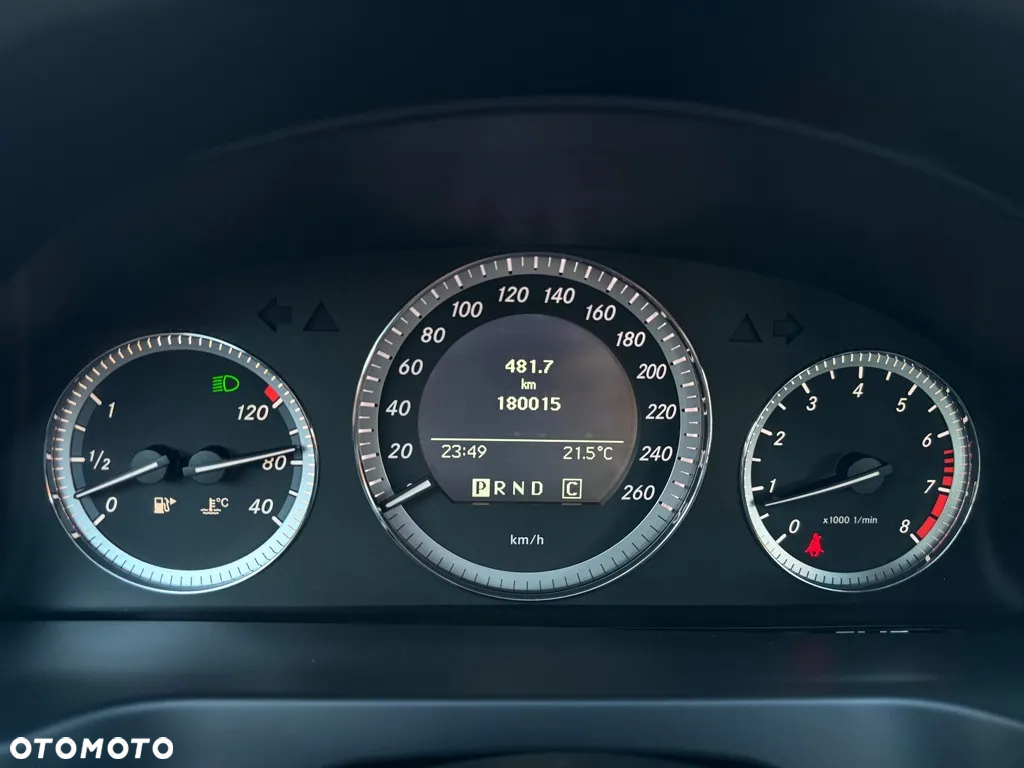 Mercedes-Benz Klasa C 180 T BlueEFFICIENCY 7G-TRONIC Avantgarde - 20
